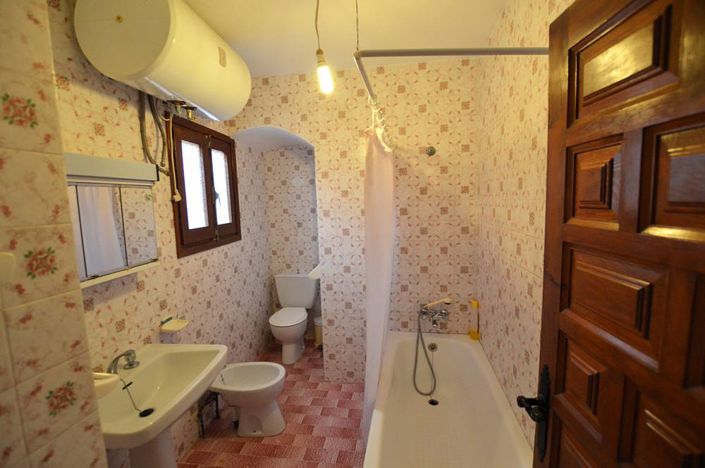 Image No.24-3 Bed Townhouse for sale