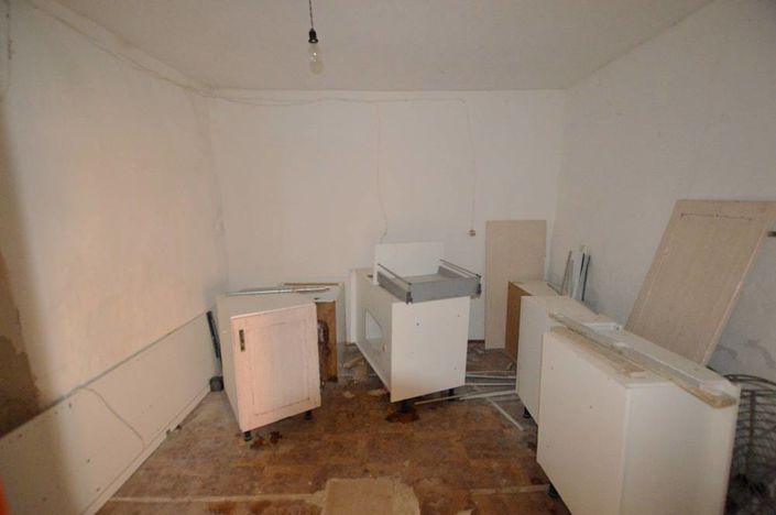 Image No.8-3 Bed Townhouse for sale