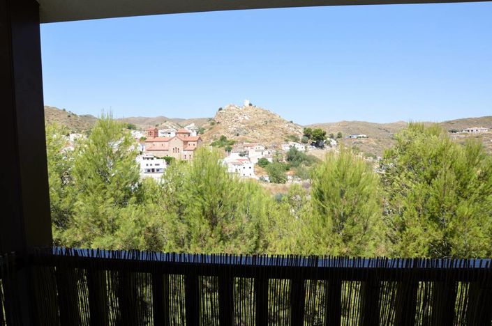 Image No.8-2 Bed Townhouse for sale