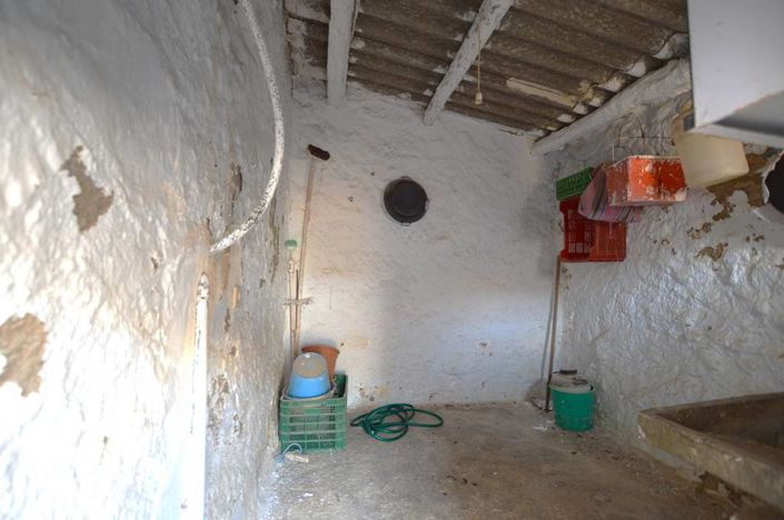 Image No.25-5 Bed Townhouse for sale