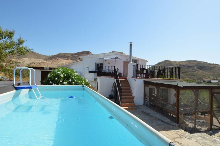 Image No.1-4 Bed Country House for sale