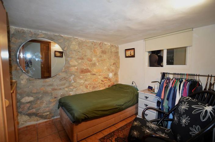 Image No.18-4 Bed Country House for sale