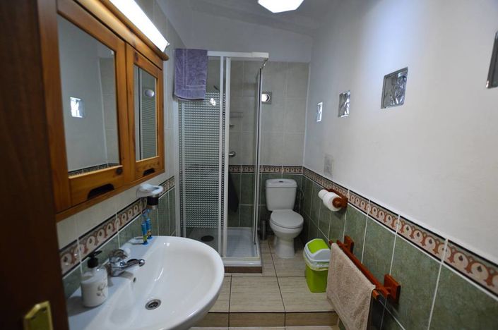 Image No.25-4 Bed Country House for sale