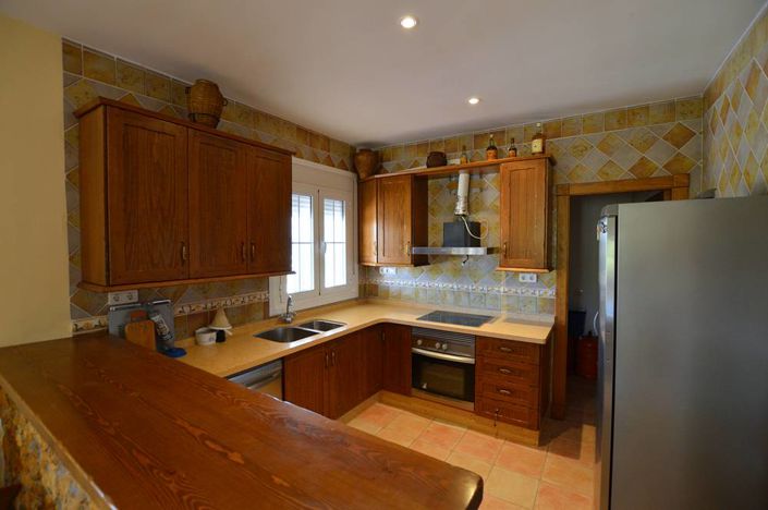 Image No.18-3 Bed Villa for sale