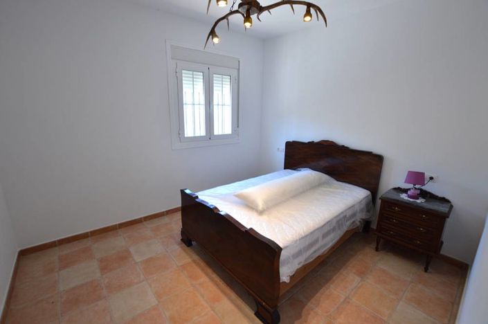 Image No.19-3 Bed Villa for sale