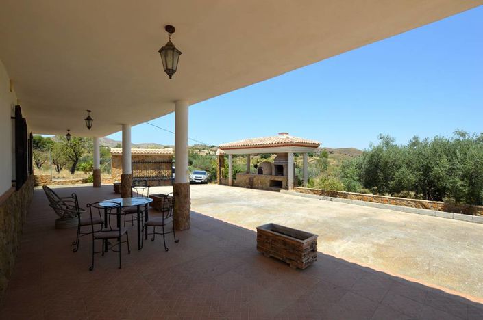 Image No.6-3 Bed Villa for sale