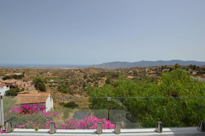 Image No.8-3 Bed Village House for sale