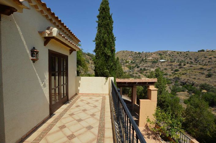 Image No.10-4 Bed Villa for sale