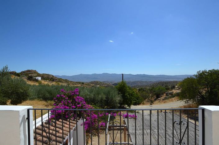 Image No.10-2 Bed Country House for sale