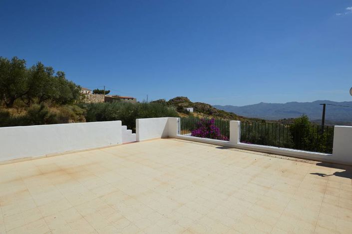 Image No.7-2 Bed Country House for sale