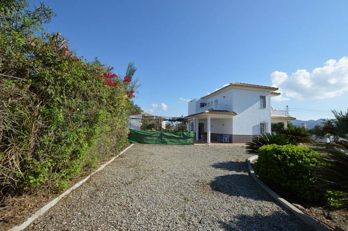 Image No.3-4 Bed Villa for sale