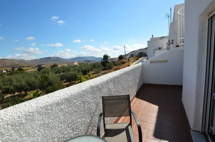 Image No.13-3 Bed Townhouse for sale