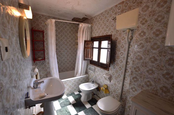 Image No.21-5 Bed Village House for sale