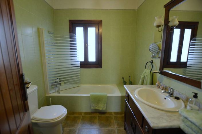 Image No.23-3 Bed Villa for sale