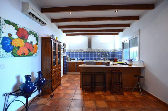 Image No.13-6 Bed Villa for sale