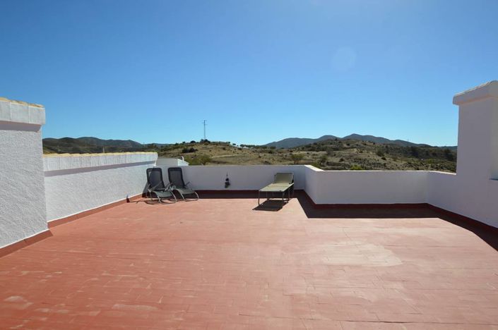 Image No.10-3 Bed Villa for sale