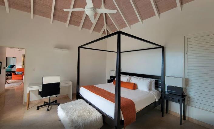 Image No.11-3 Bed Villa / Detached for sale