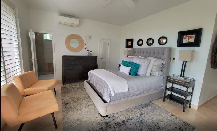 Image No.14-3 Bed Villa / Detached for sale