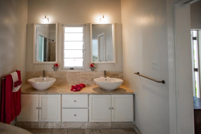 Image No.17-5 Bed Villa for sale