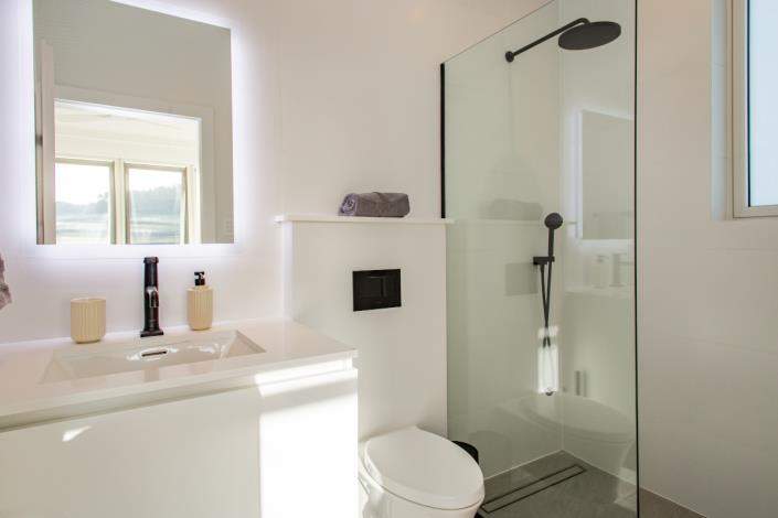 Image No.16-2 Bed Apartment for sale