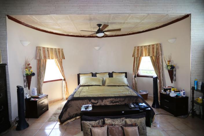 Image No.12-3 Bed Villa / Detached for sale