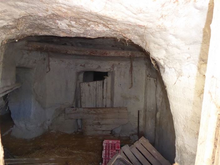 Image No.22-10 Bed House for sale