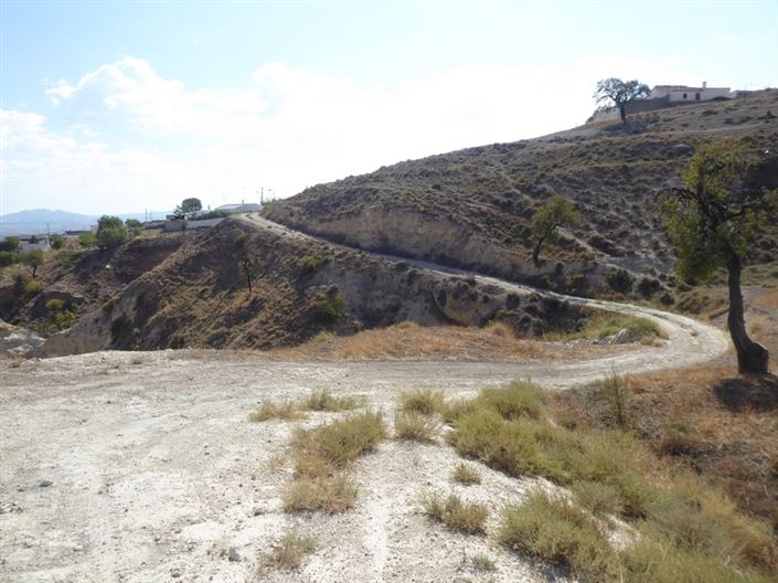 Image No.31-10 Bed House for sale