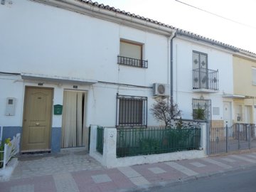 1 - Baza, Property