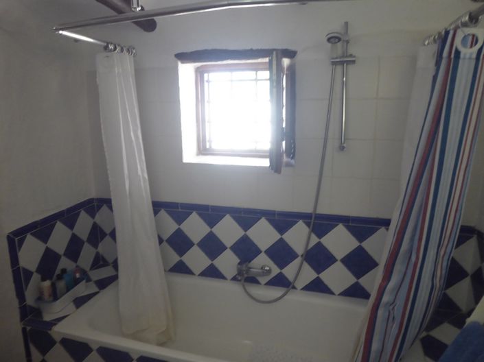 Image No.11-4 Bed House for sale