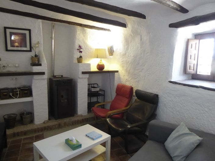 Image No.18-4 Bed House for sale