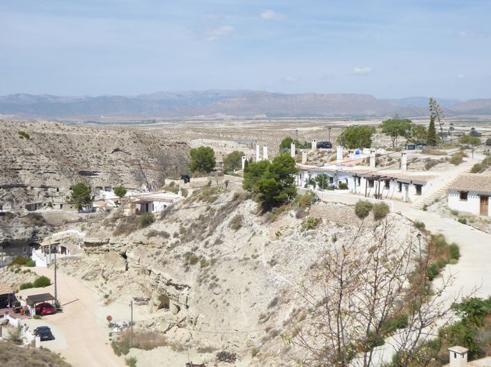 Image No.4-4 Bed House for sale