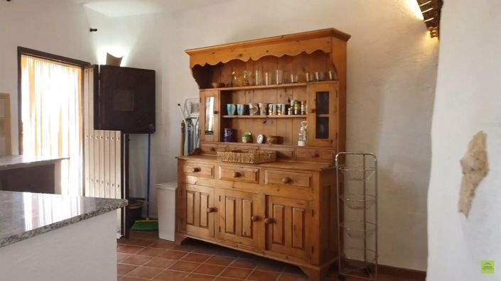 Image No.32-4 Bed House for sale