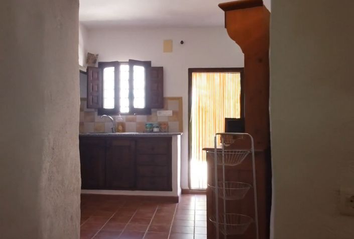 Image No.34-4 Bed House for sale