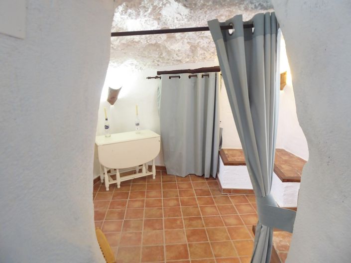 Image No.42-4 Bed House for sale