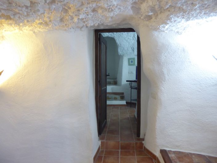 Image No.43-4 Bed House for sale