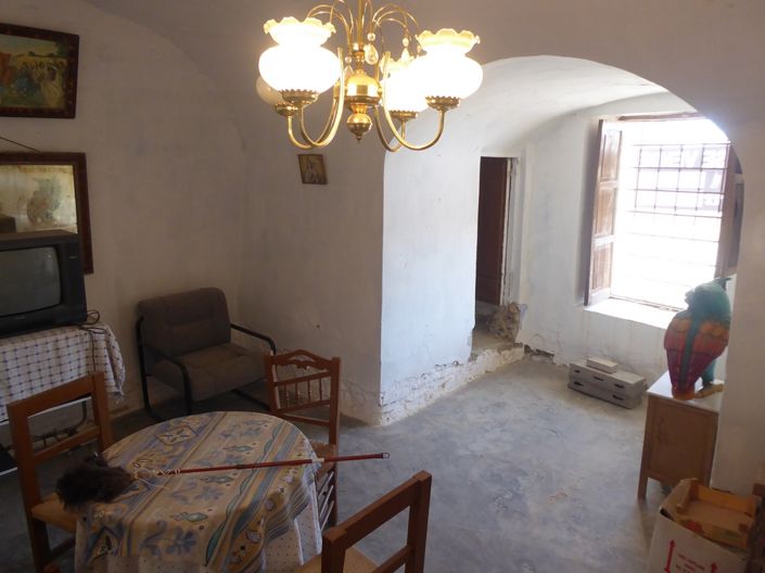 Image No.11-5 Bed House for sale