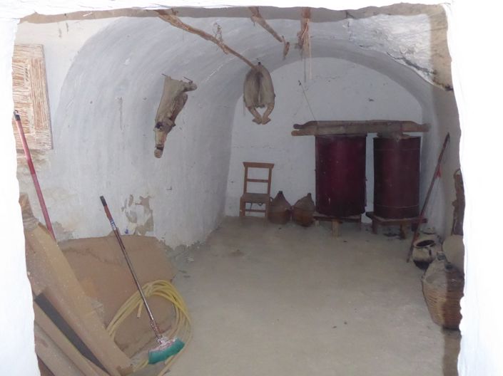 Image No.20-5 Bed House for sale