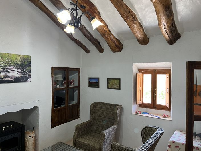 Image No.12-2 Bed Property for sale