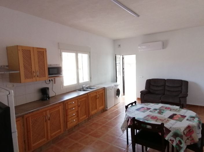 Image No.37-5 Bed House for sale