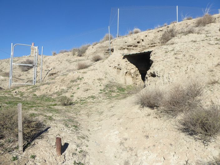 Image No.21-3 Bed House for sale