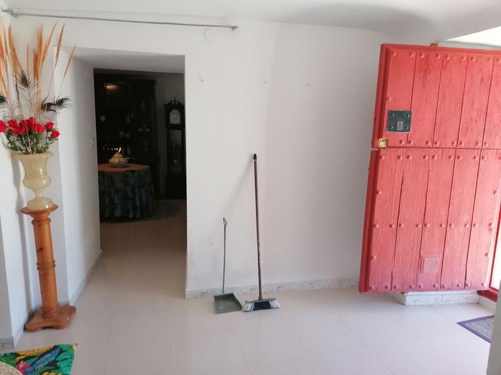 Image No.7-3 Bed House for sale