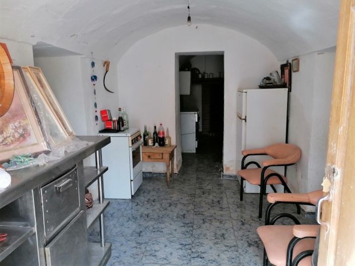 Image No.14-5 Bed House for sale