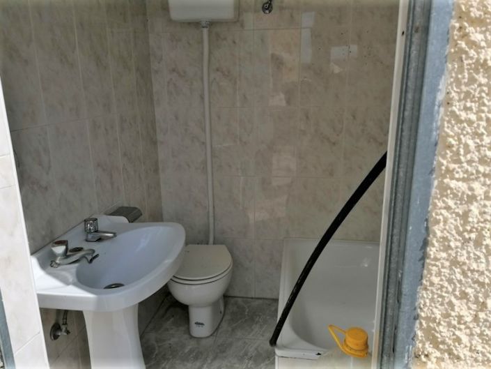 Image No.21-5 Bed House for sale