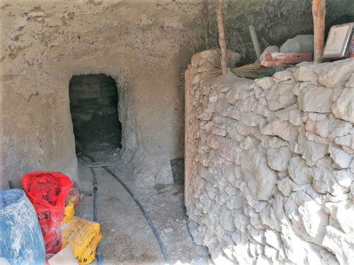 Image No.23-5 Bed House for sale