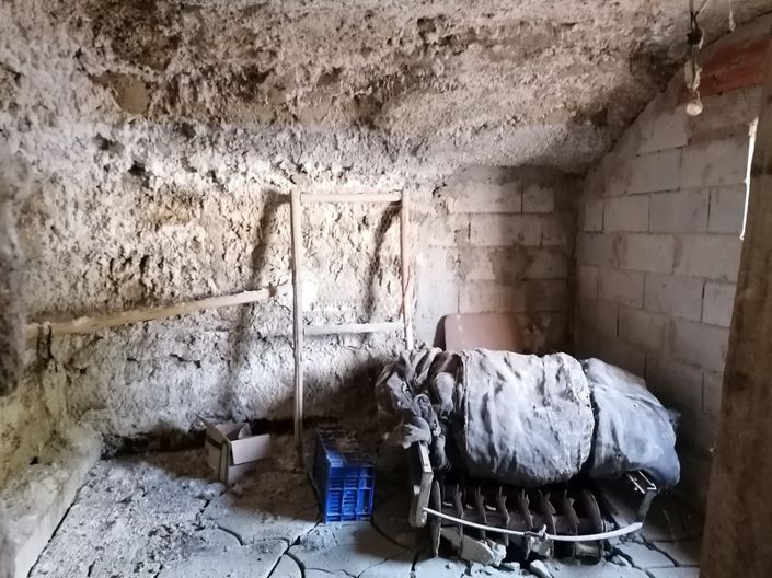 Image No.28-5 Bed House for sale