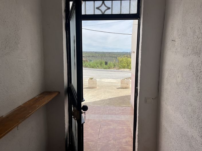 Image No.7-2 Bed House for sale