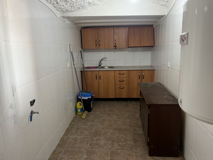 Image No.10-2 Bed House for sale