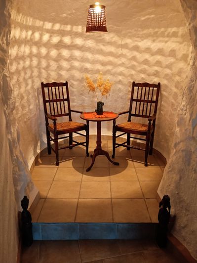 Image No.17-7 Bed House for sale