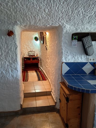 Image No.36-7 Bed House for sale