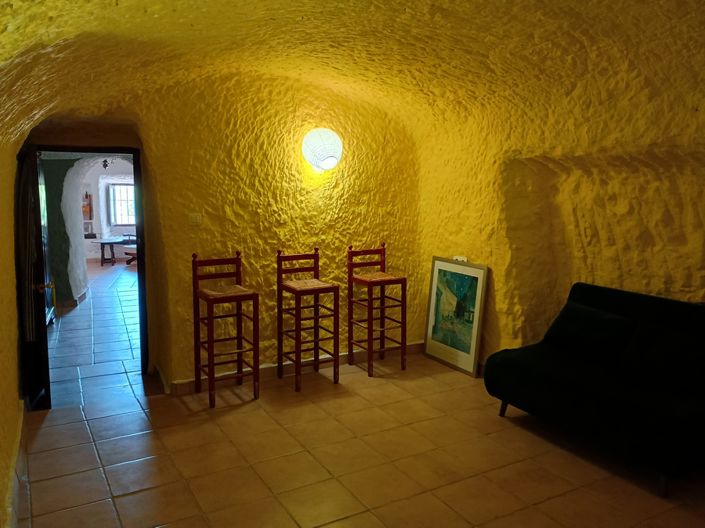 Image No.47-7 Bed House for sale